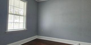 GORGEOUS HISTORICAL APARTMENT HOME / TOTALLY UPGRADED INTERIOR / CLOSE TO EVERYTHING! Gallery 11