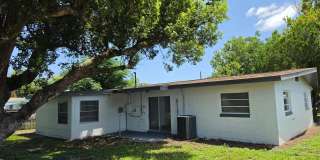 FOR RENT!!! SIMPLY STUNNING AND SPACIUS 3 BED 2 BATH SINGLE FAMILY HOME.. Gallery 44