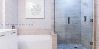 1300 Brickell Bay Dr Gallery 13