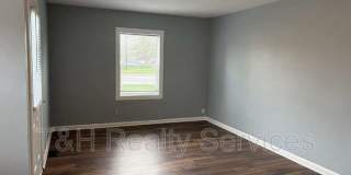 4726 East 34th Street Gallery 4