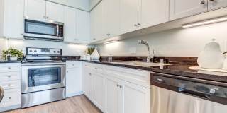 Rowhaus Apartments Gallery 1