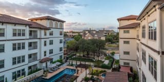 Overture Stone Oak Age 55+ Apartment Homes Gallery 30