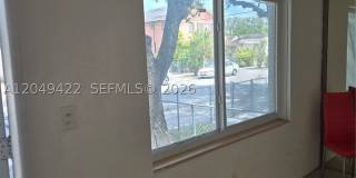 400 SW 21st Ave Gallery 8