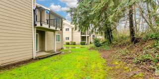 Cozy 2 bedroom, 2 bathroom condo- Federal Way Area Gallery 38