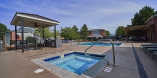 Monte Vista Gallery 24