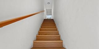 2528 1/2 Military Ave Gallery 13