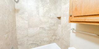 Prime Edmond Location | 3-Bed Duplex Near Boulevard & Broadway Gallery 15