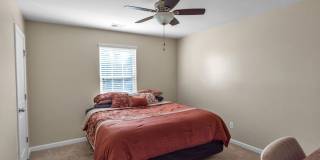 Large fenced yard corner lot - 4 Bedroom home in Moss Grove Plantation Gallery 22