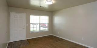 733 West Gallery 19