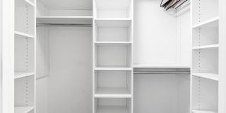 225 Stanley Avenue unit: 204 Gallery 25