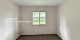 2324 Woodbrook Circle North Gallery 11