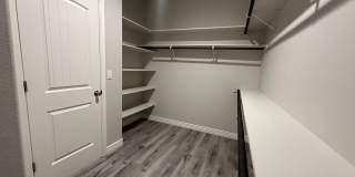 Beautiful 2024 Built 3 Bedroom, 2 bathroom home with RV Parking Gallery 22