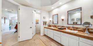 55840 Pebble Beach Gallery 32