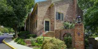 Superb END UNIT 3 BR/2.5 BA town home in Bethesda Gallery 1