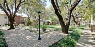 Crestbrook Apartments Gallery 4