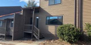 114 Harvest Drive - Thoughtfully Upgraded Huntington Village Townhome! Gallery 1