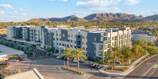 View 32 Apartments Gallery 85