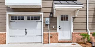 Spacious 3-Bedroom Townhome in Norfolk! Spacious 3-Bedroom Townhome in Norfolk! Gallery 1