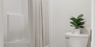 Model 3 Bedroom Town Home Gallery 26