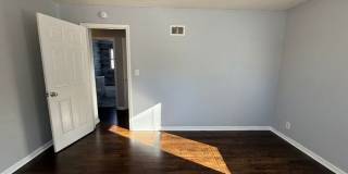 4511 Monroe Avenue Gallery 13