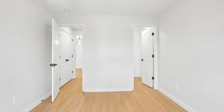 Ariel Gallery 33