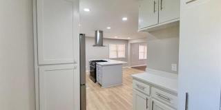 424 N Market Avenue Gallery 11