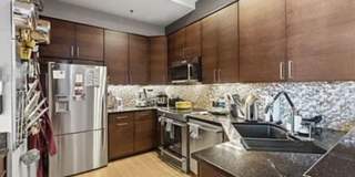 Stylish 2BR Condo in Cleveland Gallery 8