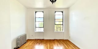 260 Irving Ave Apt 3R Gallery 1