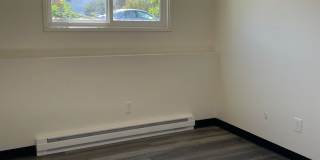 1800 Phillips Street Gallery 7