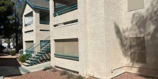 Captivating and Impeccable 3 Bedroom, 2 Bathroom in gated community Gallery 1
