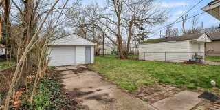 25713 Penn Street Gallery 17