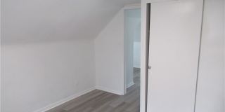 86 Cowles Avenue Gallery 17