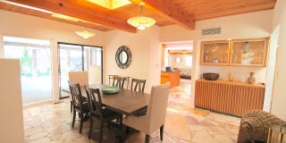1801 Notre Dame DR NE Gallery 21