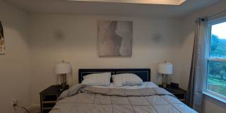 Room in 3 Bedroom Home at Sullins Rd Gallery 26