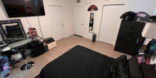 Club Gallery 8