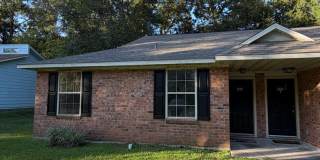 302 Admirals Walk Dr Gallery 1