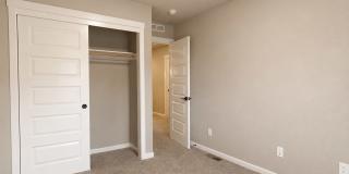 Luxury Townhome for Lease at the Courtyards at Hidden Crest - 13113 NE 71st Pl Gallery 20