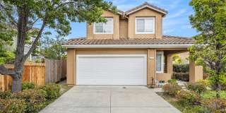 7 Ratto Road - 3 bedroom / 2.5 bathroom 7 Ratto Road - 3 bedroom / 2.5 bathroom Gallery 3