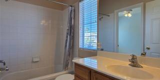 An Amazing NW Home! Over 3300 sq ft w/ pool & spa! Must see! Gallery 47