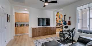 7210 Shallowford Avenue Gallery 31