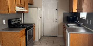 1726 18TH Ave NE, Hickory Gallery 1