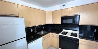 1615 Meridian Ave Gallery 7