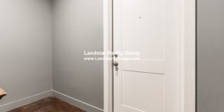 2620 N Milwaukee Ave Gallery 4