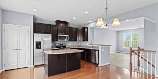 6190 WILLOW Place Gallery 1
