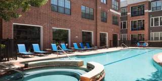 1002 San Marcos St Gallery 1