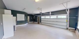 Custom 4 BD/2.5 BA Home with Community Pool, Water Access and Day Dock! Gallery 35