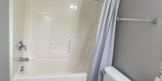 Sought After Riverwood Townhome! Gallery 23