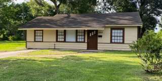 3 Bedroom, 1 Bathroom Home for Rent Gallery 1
