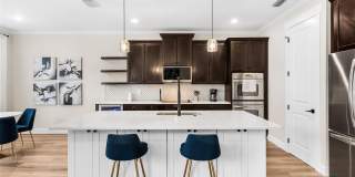 2915 W BAY VIEW Avenue Gallery 14