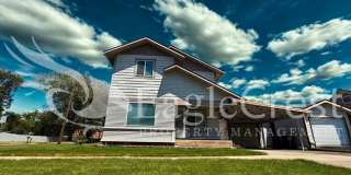 Spacious 3-Bedroom, 2-Bath Home on a Corner Lot-Students Encouraged To Apply Gallery 1
